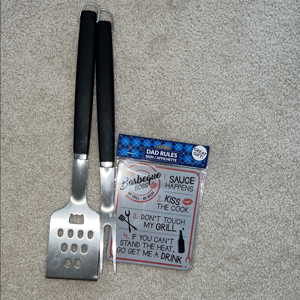 BBQ Spatula and Fork Set with 'Barbeque Boss' Sign